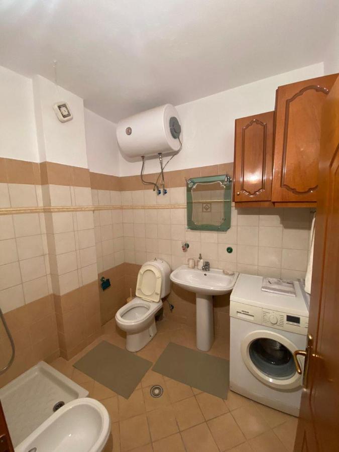 Titi'S Apartment Saranda المظهر الخارجي الصورة